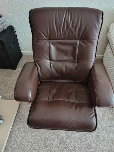 Photo of free Leather Recliner (Stainforth DN7) #1