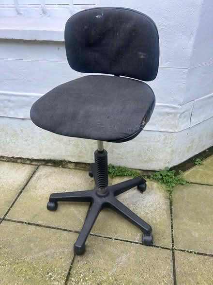 Photo of free Studio chair (Notting Hill Gate W2) #1