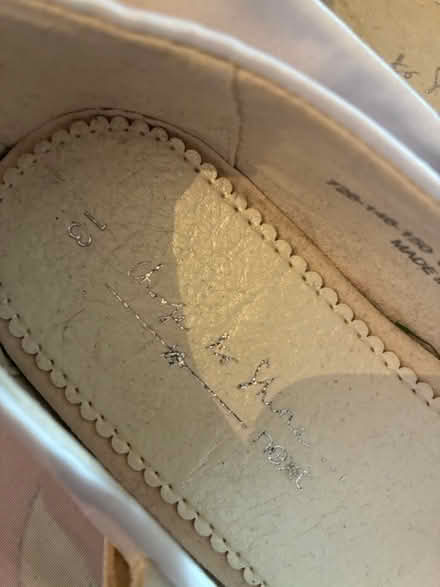 Photo of free Girls shoes (Wisewood S6) #4