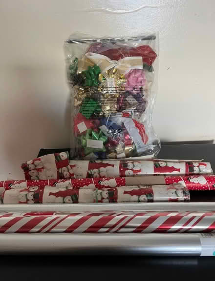 Photo of free Wrapping paper & bows (Colfax & Quebec) #1