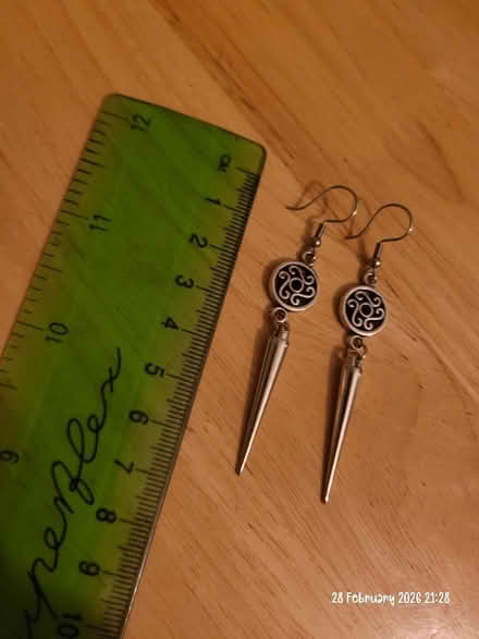 Photo of free Costume earrings (Moseley B13) #2