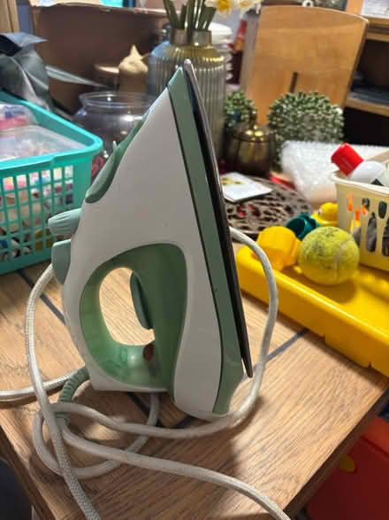 Photo of free Steam iron (Telford) #1