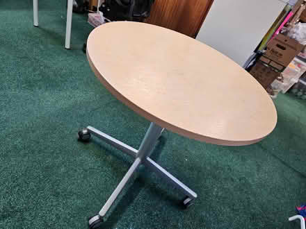Photo of free Round wooden table (St Albans AL4) #3