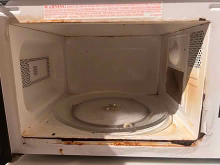 Photo of free Microwave, working, rusty (Preston park BN1) #3