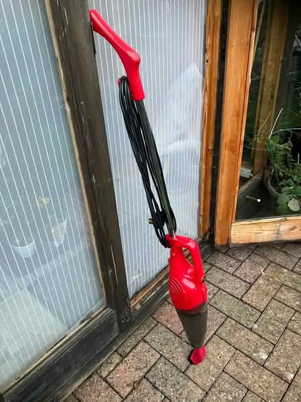 Photo of free Vacuum cleaner (Chapel-en-le-Frith SK23) #1