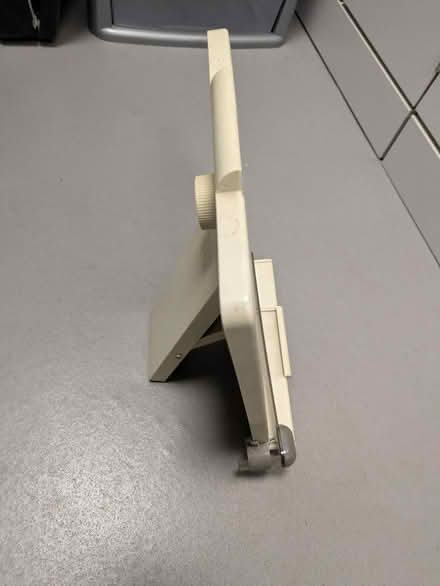 Photo of free Desktop Document Holder (Sharrow S2) #2