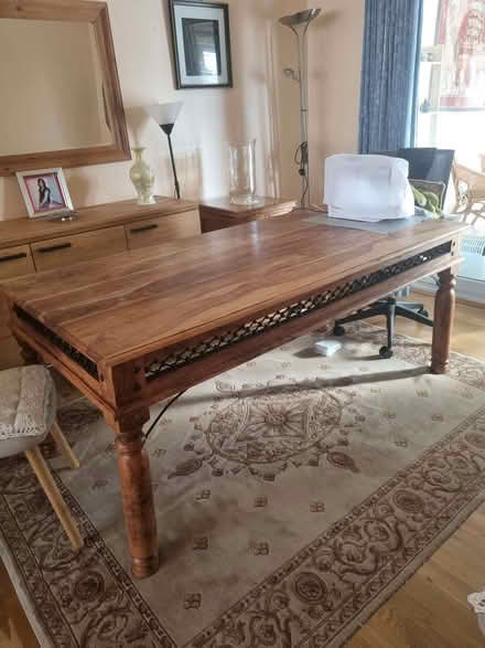 Photo of free 6 Seater solid dining table (Stoneleigh KT19) #2