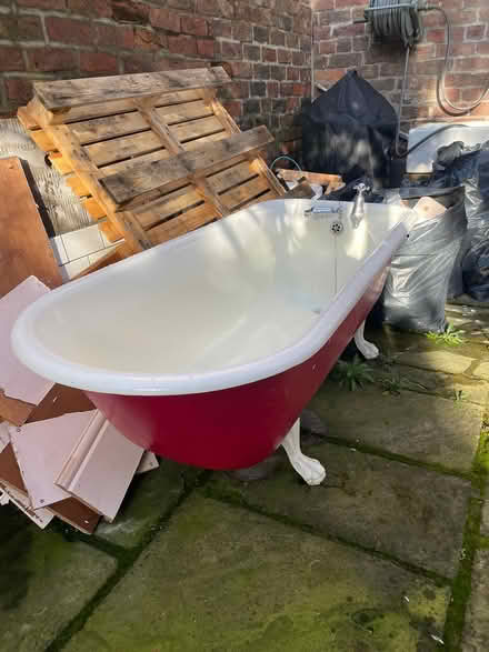 Photo of free Beautiful Cast Iron Bath (Liverpool Edge Lane) #2
