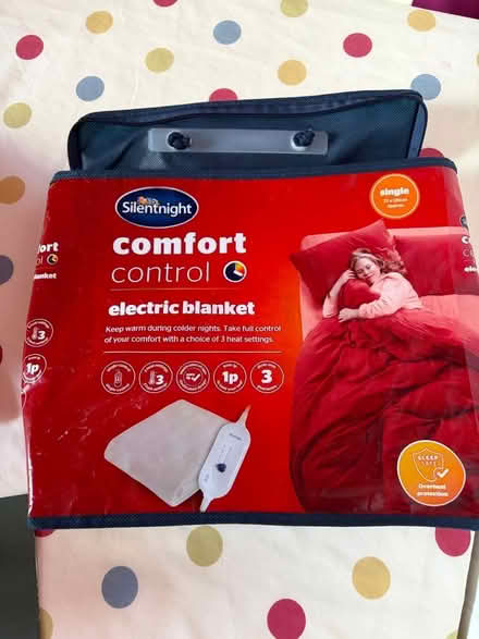 Photo of free Silent night electric blanket single bed (AB25) #1