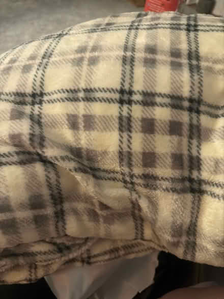 Photo of free Double size blanket/ throw (ME7) #1
