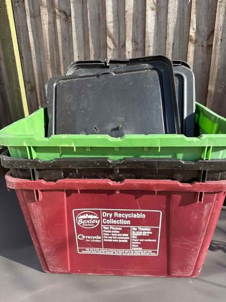 Photo of free 3 recycling boxes. (Welling DA16) #1