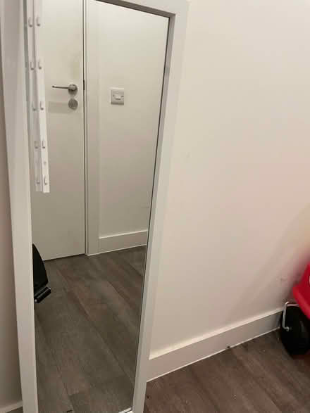 Photo of free Hanging mirror. (Wandsworth SW18) #1