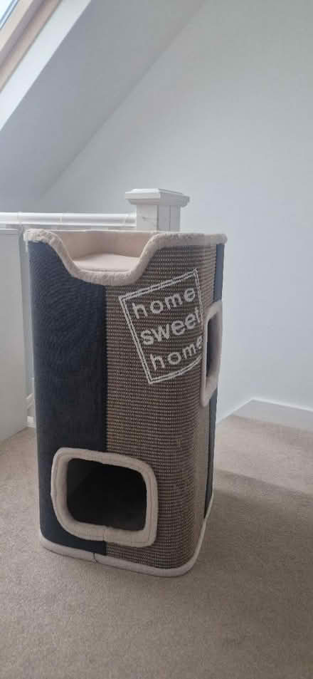 Photo of free Cat barrel tower (Shoreham by Sea BN43) #3