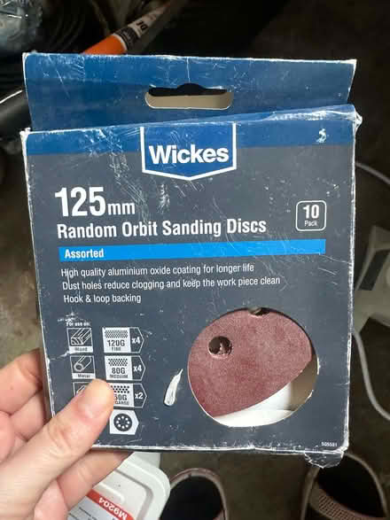 Photo of free Mixed decorating tools and supplies (GU14) #4