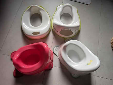 Photo of free potties and toilet seats (S11 near Endcliffe park) #1