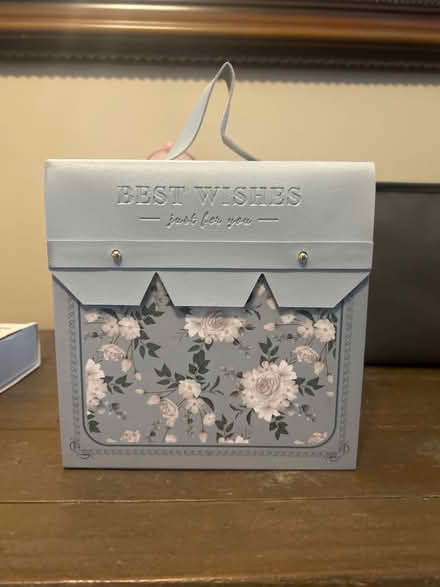 Photo of free Gift box (Potomac MD) #1