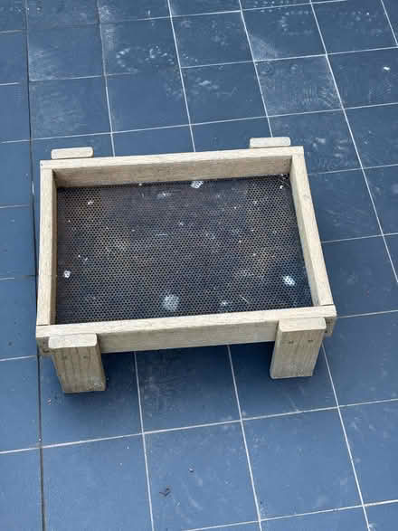 Photo of free Ground bird feeder (Ealing W13) #2