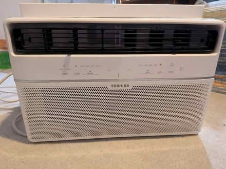 Photo of free Used. But functional AC (Greenlake) #1