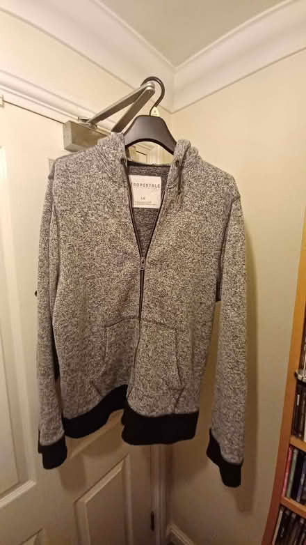 Photo of free Men's clothing - Large (Spital CH63) #4