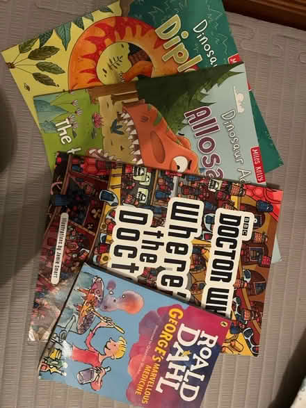 Photo of free Toys & books (IG10) #3