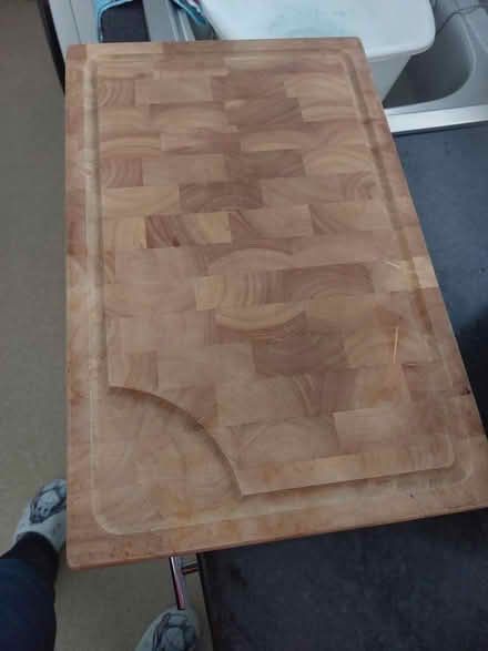 Photo of free Wooden chopping board (Churchgate EN8) #1