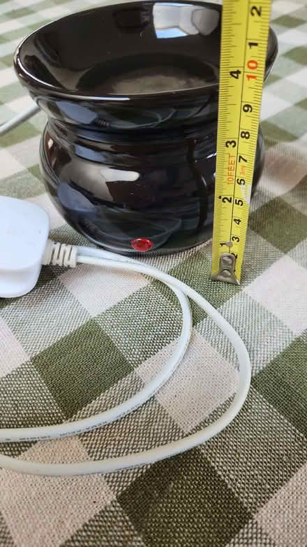 Photo of free Electric Fragrance Warmer (Burgess Hill RH15) #3