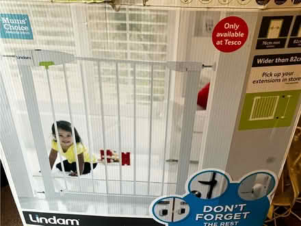 Photo of free Child safety gate (Billesley B28) #1