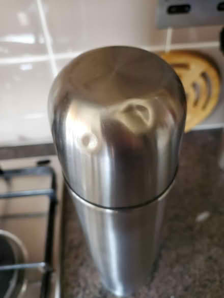 Photo of free 1 litre vacuum flask (Iver SL0) #2
