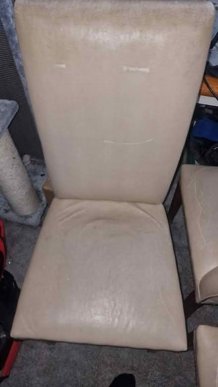 Photo of free 4 White Dining Table Chairs (DA16) #1