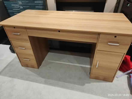 Photo of free Offfice desk (Hampton) #1