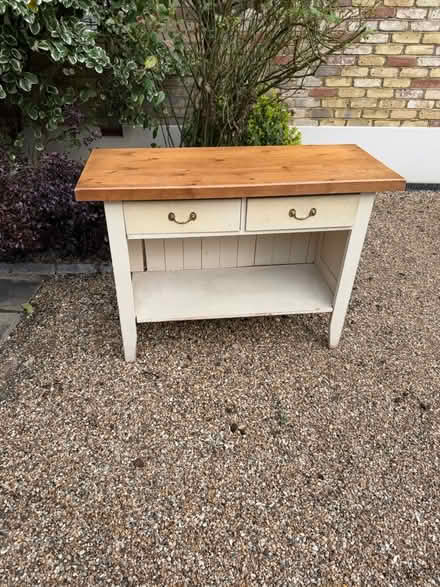 Photo of free Side table (Great bookham) #1