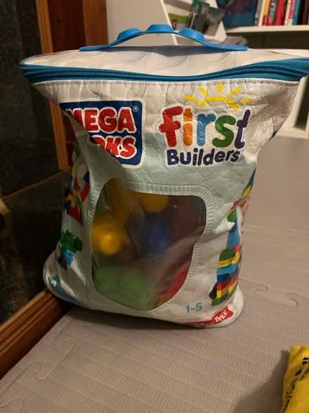 Photo of free Toys & books (IG10) #1