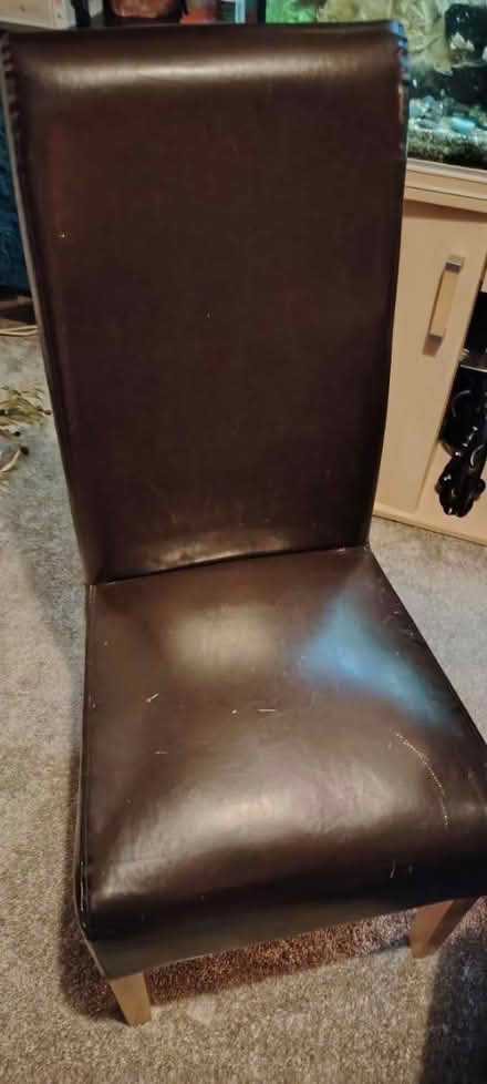 Photo of free table and 4 chairs (DE24) #3
