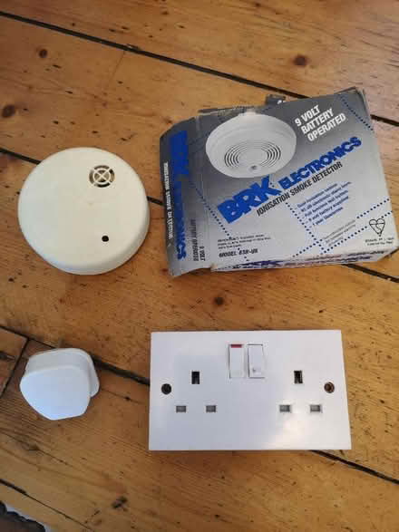 Photo of free Smoke alarm, socket & plug (Joppa EH15) #1