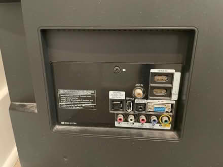 Photo of free Working 40” Samsung TV (Chester) #4