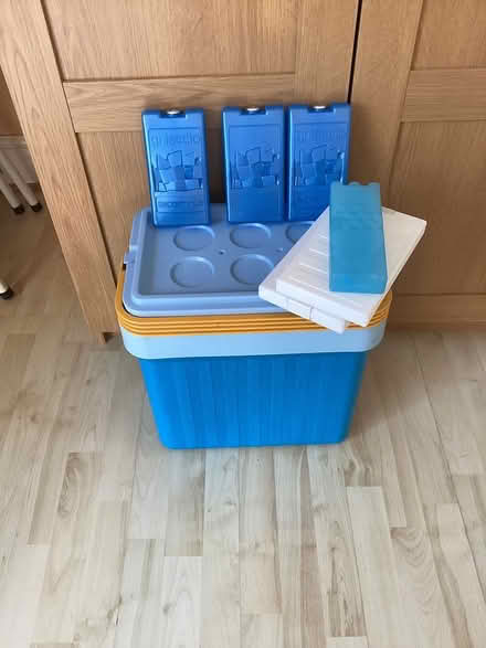 Photo of free Cool box (Orpington BR5) #1