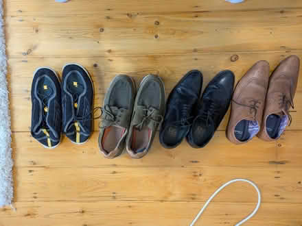 Photo of free 4 pairs of mens shoes Size 9.5 /10 (Tooting SW17) #2