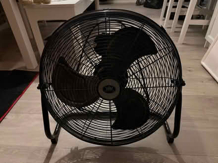 Photo of free 18 inch Fan (Nutfield RH1) #1