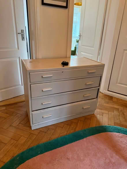 Photo of free Chest of drawers (SE23) #2
