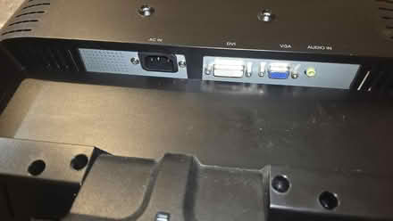 Photo of free Computer monitor (West Croydon CR0) #3