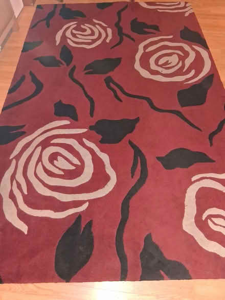 Photo of free Red patterned rug (Goldthorn Hill WV4) #1