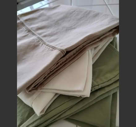 Photo of free 5 standard pillowcases (Odenton) #1