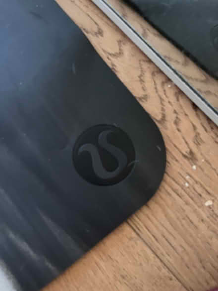 Photo of free Lulu Lemon yoga mat (G12 9RY - Hyndland) #2