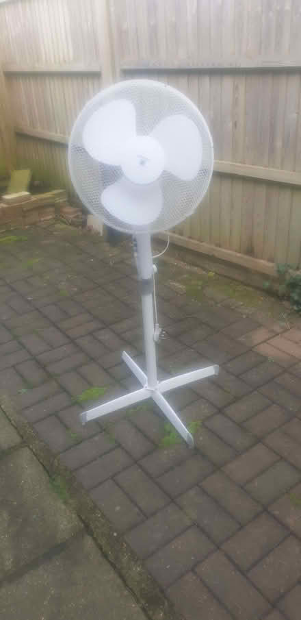 Photo of free Electric fan (Binsted BN18) #2