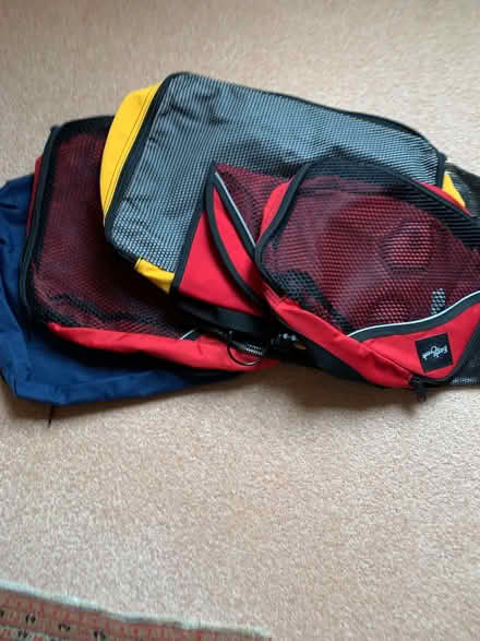 Photo of free Various Eagle Creek storage bags / packing cubes (Cutteslowe OX2) #2