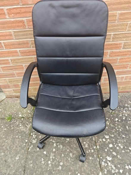 Photo of free Desk chair (Great Malvern WR14) #4