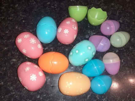 Photo of free Fillable Plastic Easter Eggs (Kingsway) #1