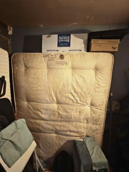 Photo of free Mattres double (East Ardsley) #1