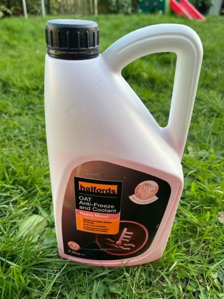 Photo of free Bottle antifreeze and coolant (IP8) #1