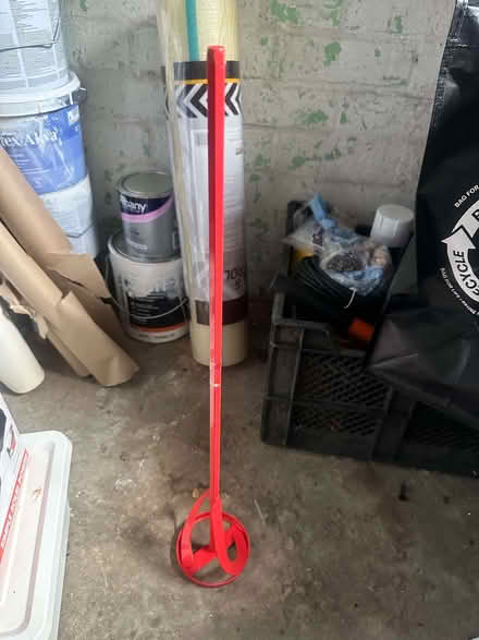 Photo of free Mixed decorating tools and supplies (GU14) #1